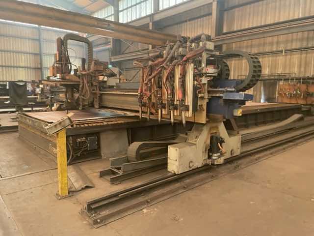 20' X 40' Messer TMC 4520 CNC Plasma / Oxygen Cutting System
